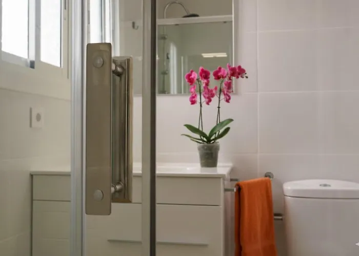 Ona By Danlux Invest *