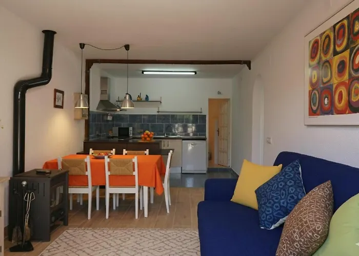 Ona By Danlux Invest *